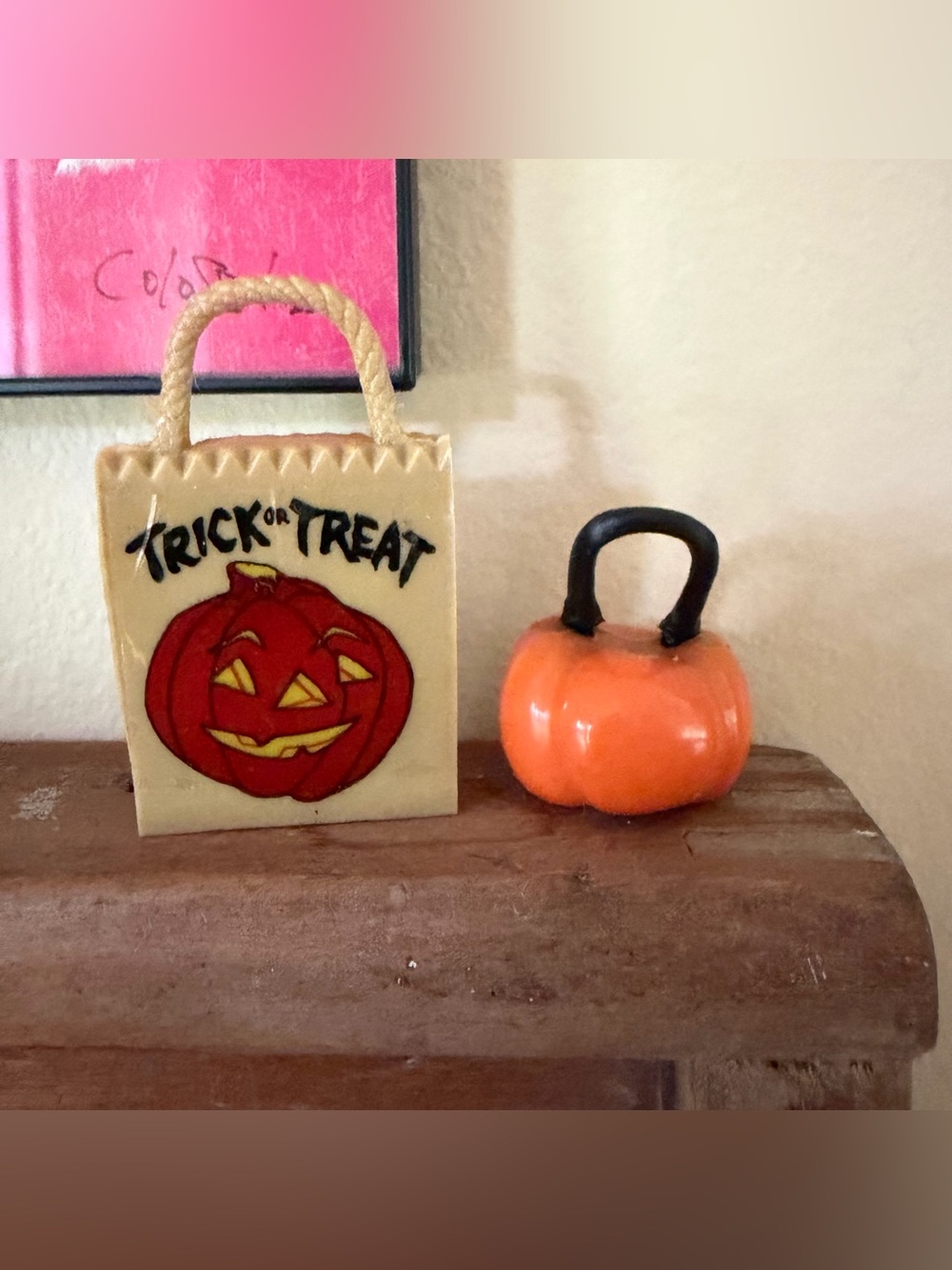 FREE  Halloween Mini Figurines🎃
